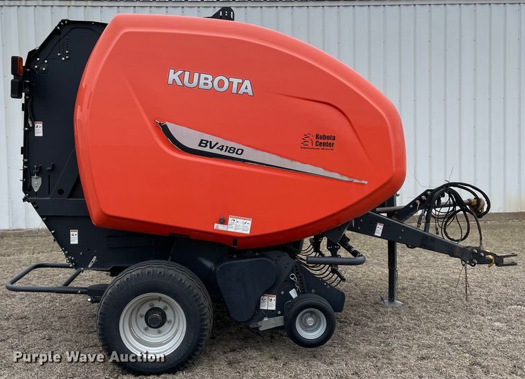 image for item MM9392 2015 Kubota BV4180 round baler