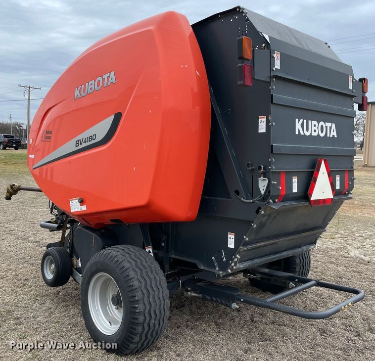 image for item MM9392 2015 Kubota BV4180 round baler