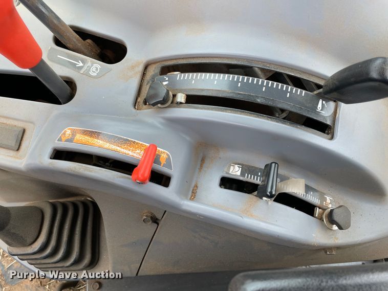 image for item MM9393 2019 Kubota M5-091D  MFWD tractor