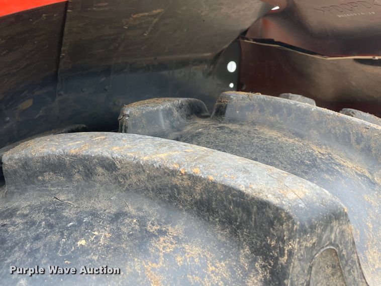 image for item MM9393 2019 Kubota M5-091D  MFWD tractor