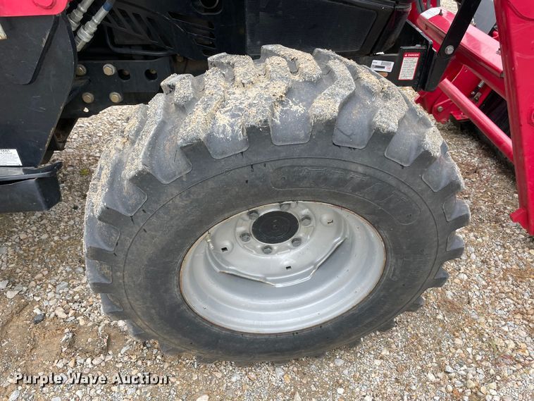 image for item MM9394 Mahindra 4035  MFWD tractor