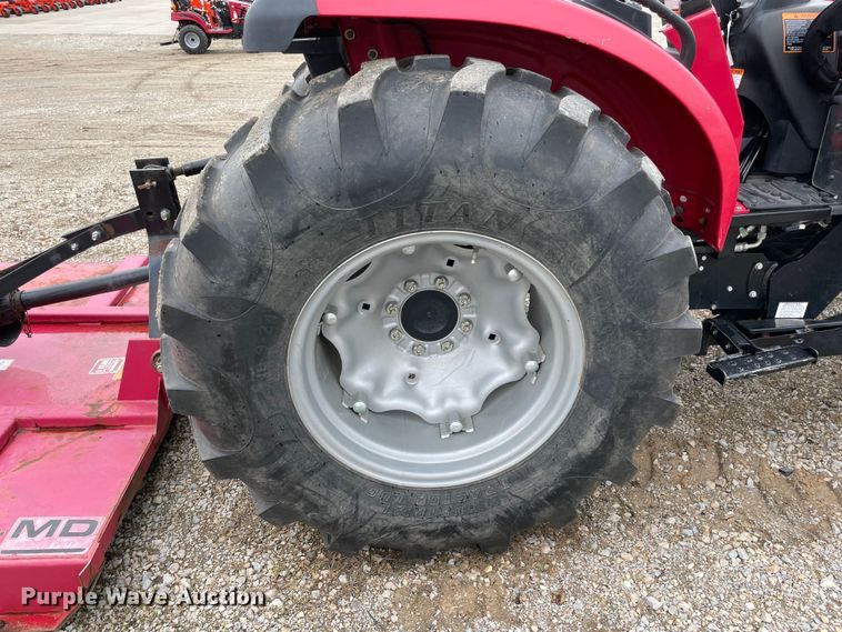 image for item MM9394 Mahindra 4035  MFWD tractor