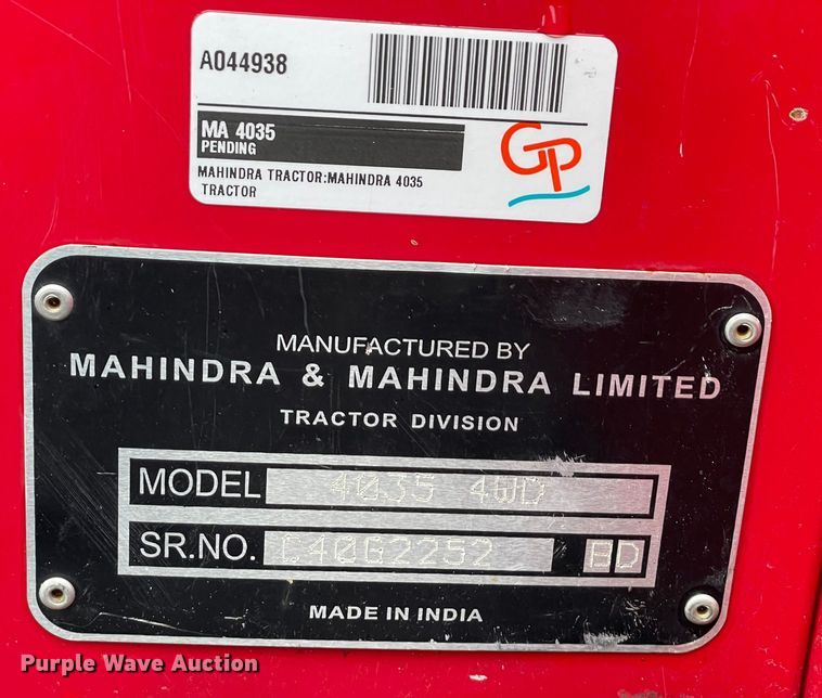 image for item MM9394 Mahindra 4035  MFWD tractor
