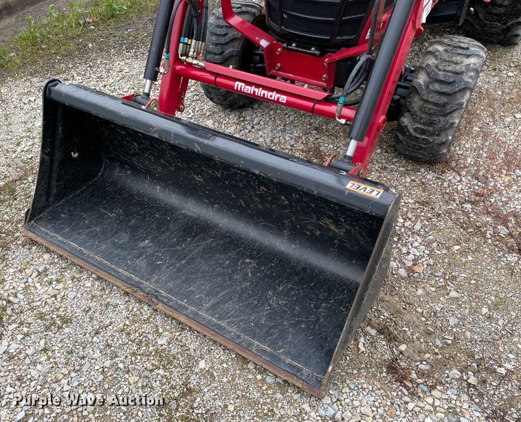 image for item MM9395 2021 Mahindra EMAX 20S  MFWD tractor