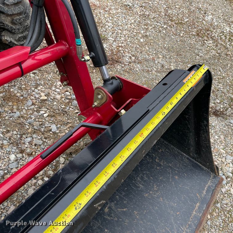 image for item MM9395 2021 Mahindra EMAX 20S  MFWD tractor