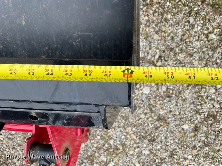 image for item MM9395 2021 Mahindra EMAX 20S  MFWD tractor