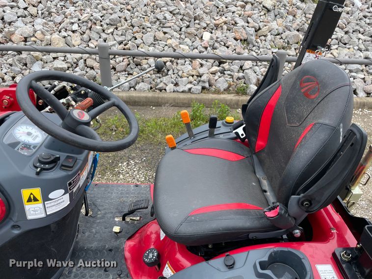 image for item MM9395 2021 Mahindra EMAX 20S  MFWD tractor