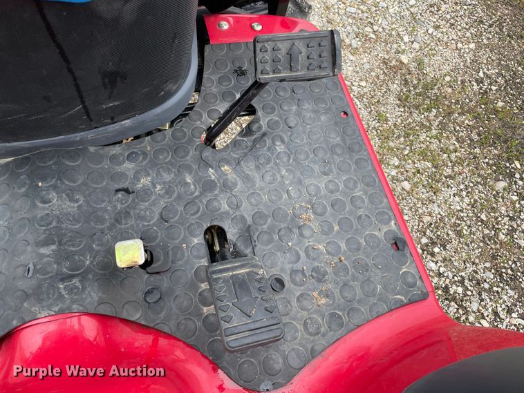 image for item MM9395 2021 Mahindra EMAX 20S  MFWD tractor