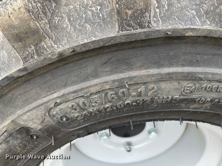 image for item MM9395 2021 Mahindra EMAX 20S  MFWD tractor