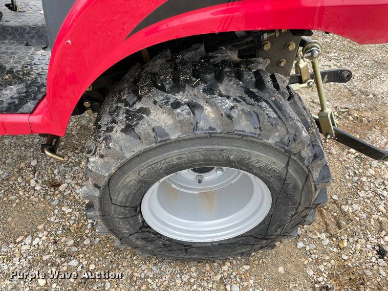 image for item MM9395 2021 Mahindra EMAX 20S  MFWD tractor