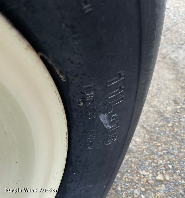 image for item MM9396 Kuhn GMD700GII HD  disc mower