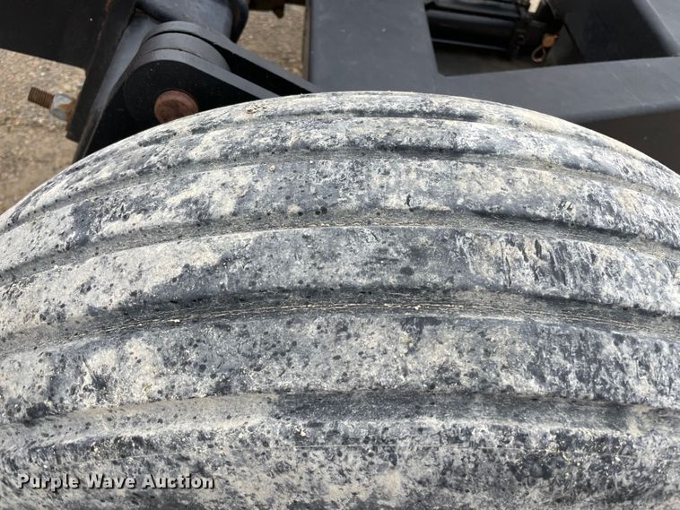 image for item MM9396 Kuhn GMD700GII HD  disc mower