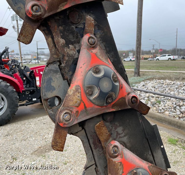 image for item MM9397 2020 Kubota DM2032  disc mower