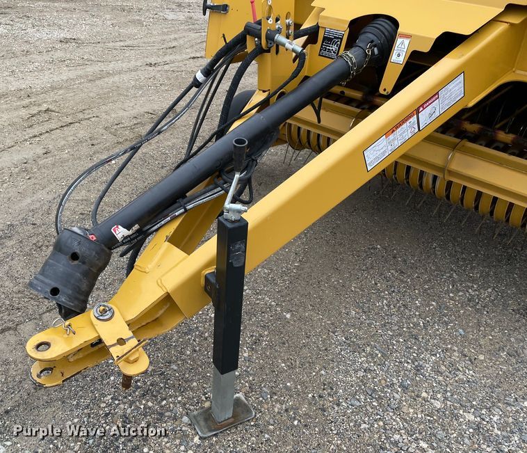 image for item MM9398 2020 Vermeer 504R Premium round baler