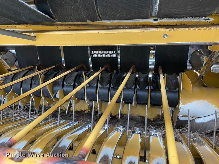 image for item MM9398 2020 Vermeer 504R Premium round baler