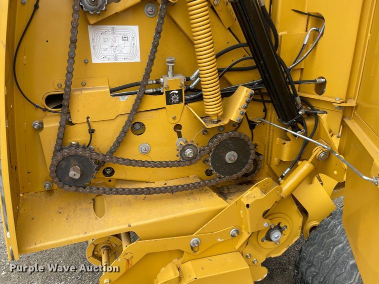 image for item MM9398 2020 Vermeer 504R Premium round baler