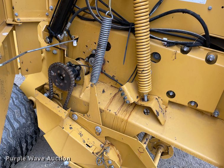 image for item MM9398 2020 Vermeer 504R Premium round baler