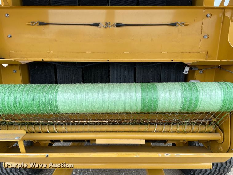 image for item MM9398 2020 Vermeer 504R Premium round baler