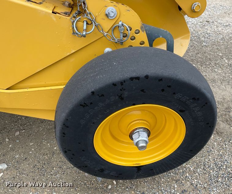 image for item MM9398 2020 Vermeer 504R Premium round baler