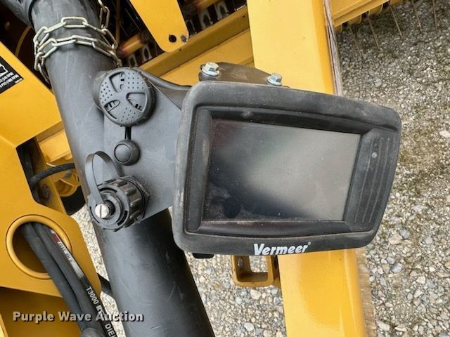 image for item MM9398 2020 Vermeer 504R Premium round baler