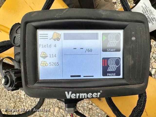 image for item MM9398 2020 Vermeer 504R Premium round baler