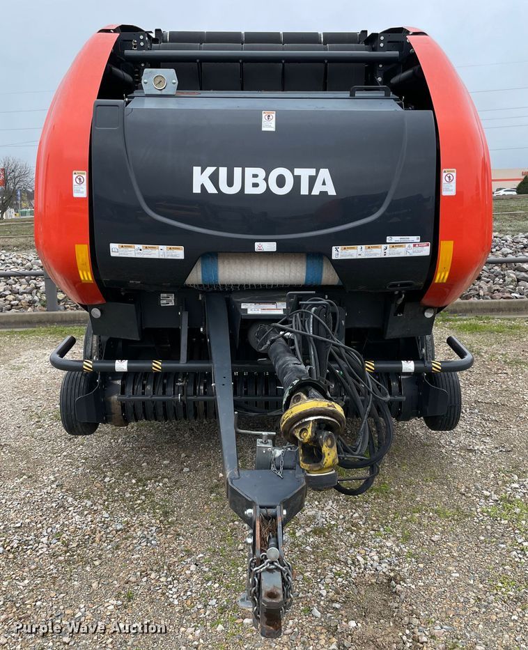 image for item MM9399 2016 Kubota BV4160 round baler