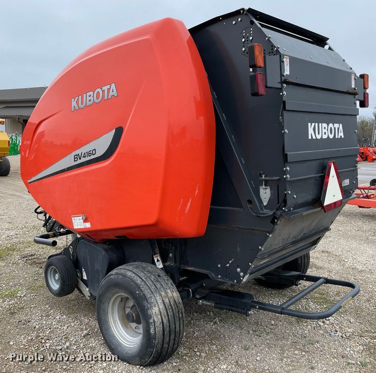 image for item MM9399 2016 Kubota BV4160 round baler