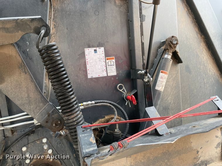 image for item MM9399 2016 Kubota BV4160 round baler