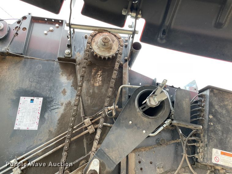 image for item MM9399 2016 Kubota BV4160 round baler