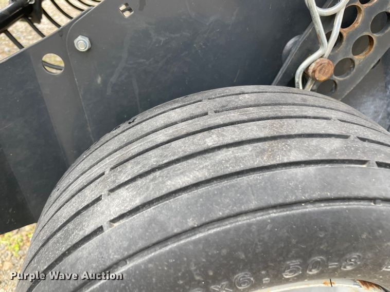 image for item MM9399 2016 Kubota BV4160 round baler