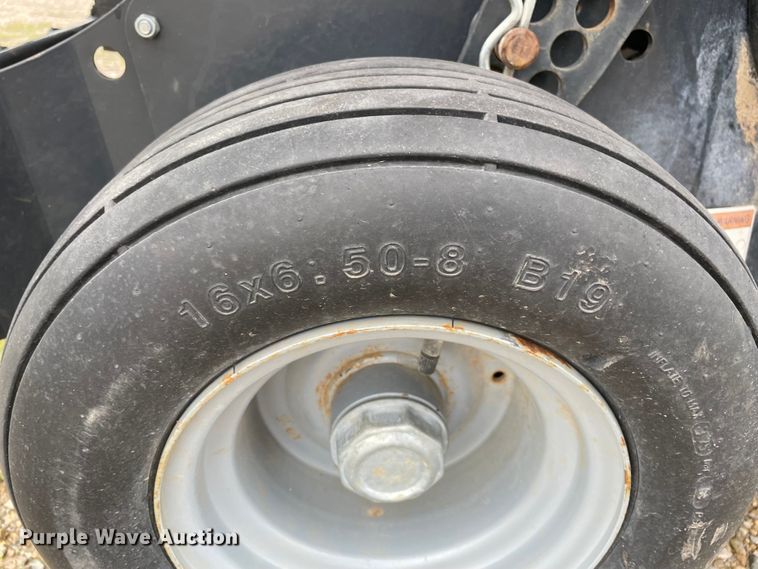 image for item MM9399 2016 Kubota BV4160 round baler