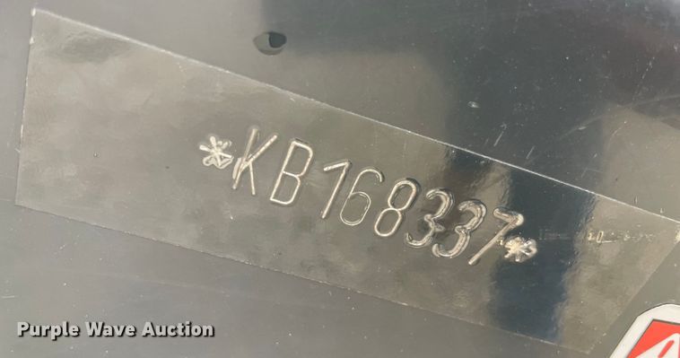 image for item MM9399 2016 Kubota BV4160 round baler