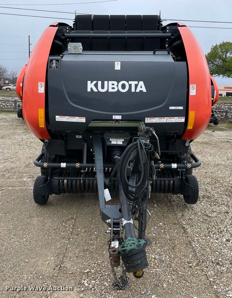 image for item MM9400 2016 Kubota BV4180 round baler