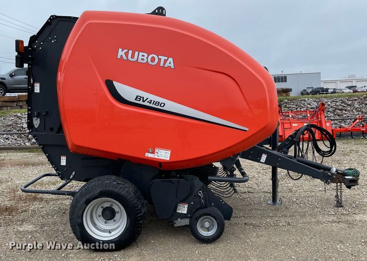 image for item MM9400 2016 Kubota BV4180 round baler