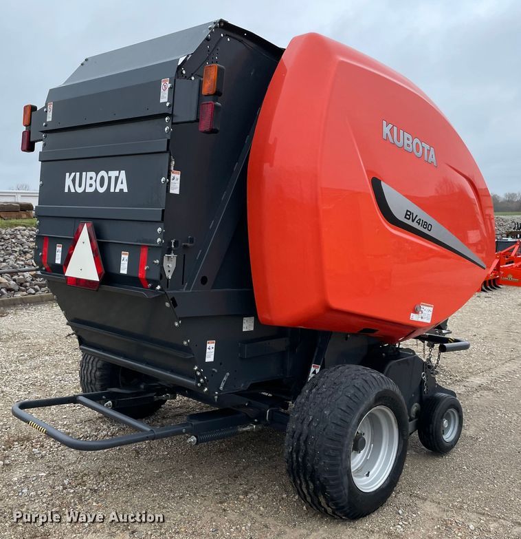 image for item MM9400 2016 Kubota BV4180 round baler