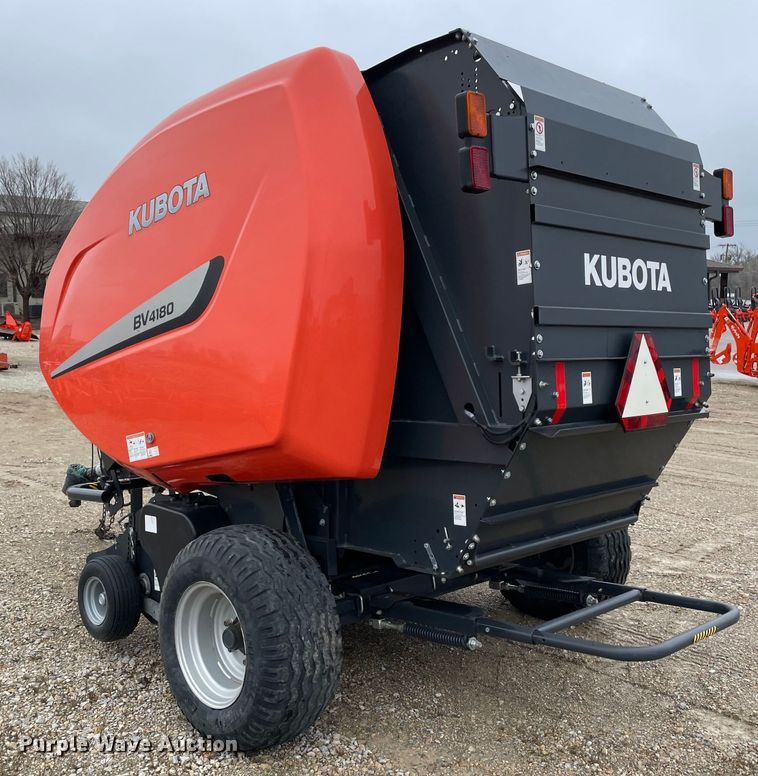 image for item MM9400 2016 Kubota BV4180 round baler