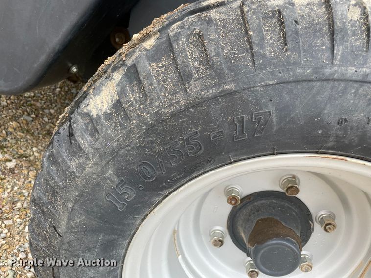 image for item MM9400 2016 Kubota BV4180 round baler