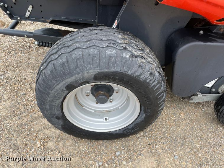 image for item MM9400 2016 Kubota BV4180 round baler