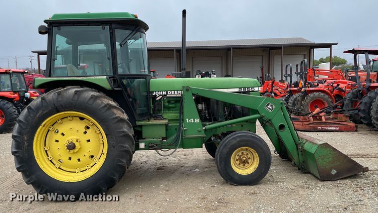 image for item MM9401 1990 John Deere 2955  tractor