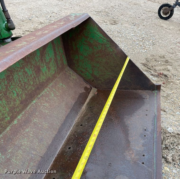 image for item MM9401 1990 John Deere 2955  tractor