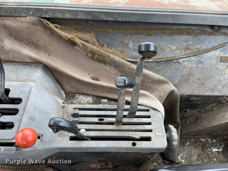 image for item MM9401 1990 John Deere 2955  tractor