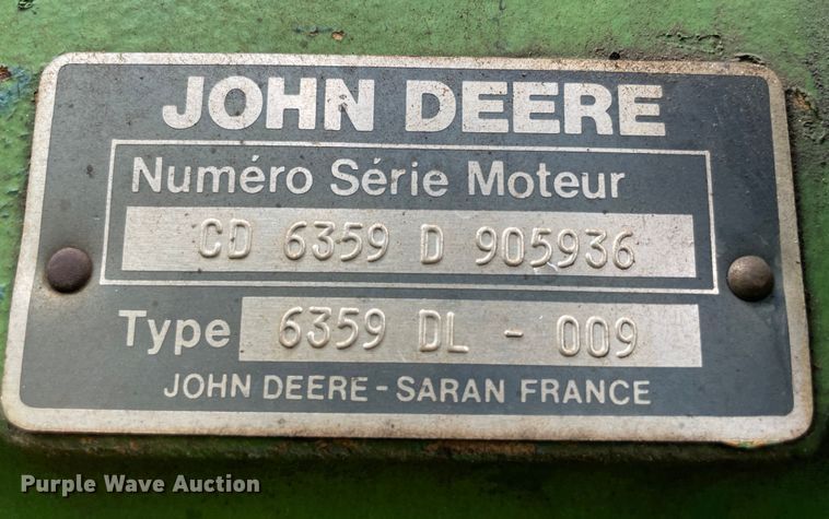 image for item MM9401 1990 John Deere 2955  tractor