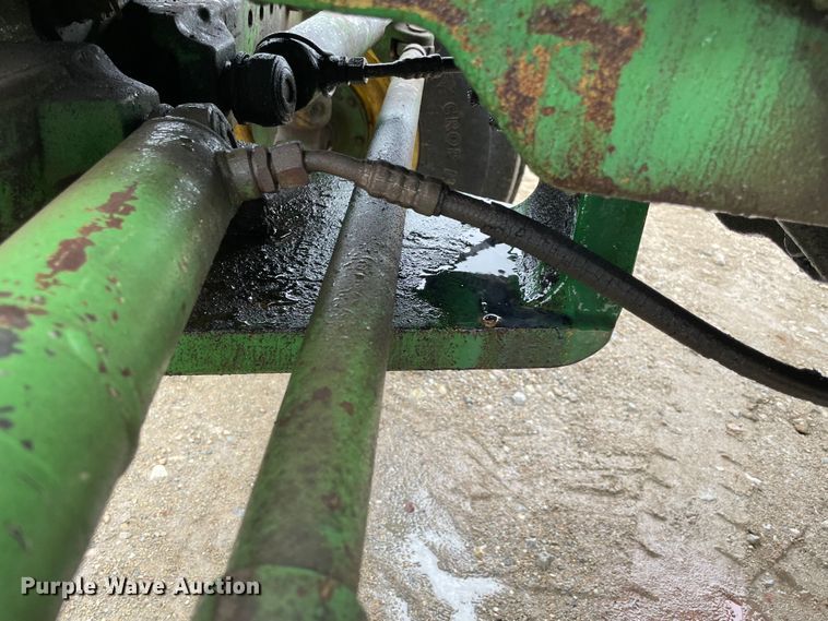 image for item MM9401 1990 John Deere 2955  tractor