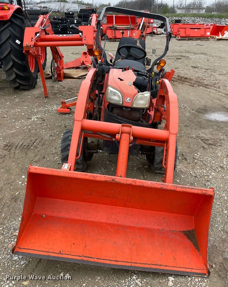 image for item MM9402 2006 Kubota BX24D  tractor