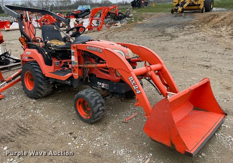 image for item MM9402 2006 Kubota BX24D  tractor