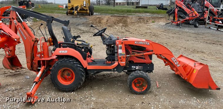 image for item MM9402 2006 Kubota BX24D  tractor