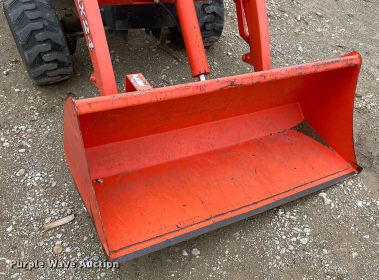 image for item MM9402 2006 Kubota BX24D  tractor