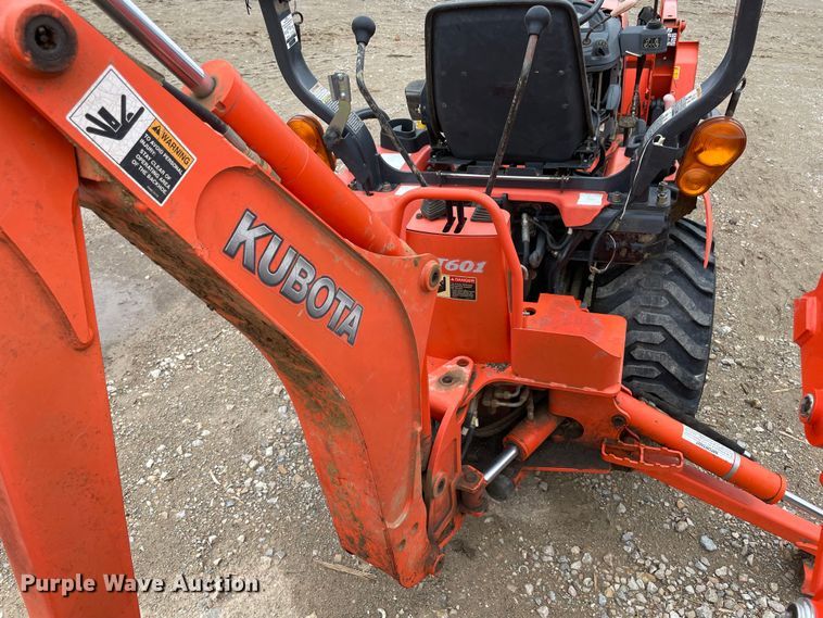 image for item MM9402 2006 Kubota BX24D  tractor