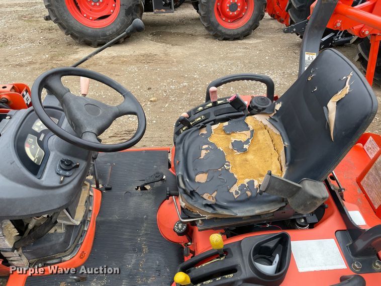 image for item MM9402 2006 Kubota BX24D  tractor