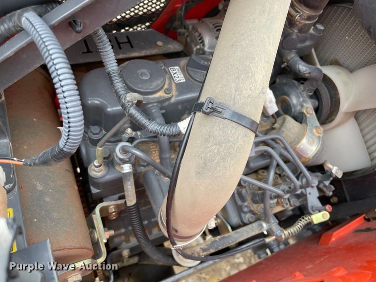 image for item MM9402 2006 Kubota BX24D  tractor